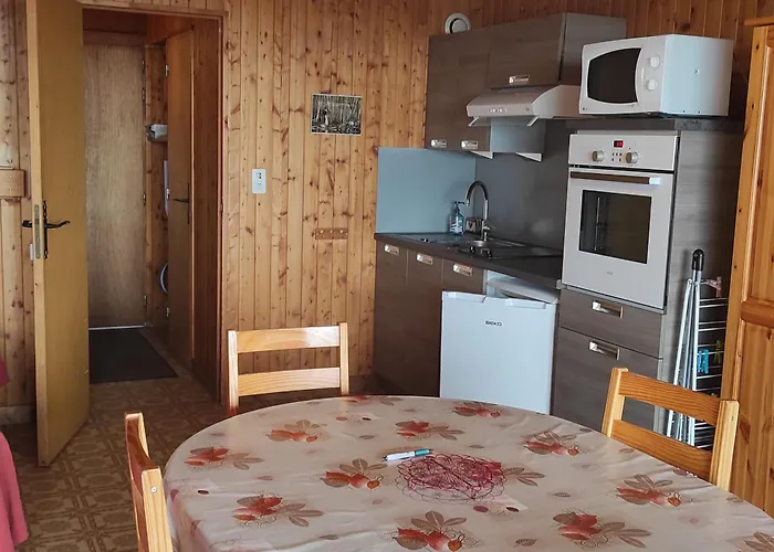 Cosy 4 Pers, Balcon, Calme, Parking Prive - Fr-1-814-172 Apartment