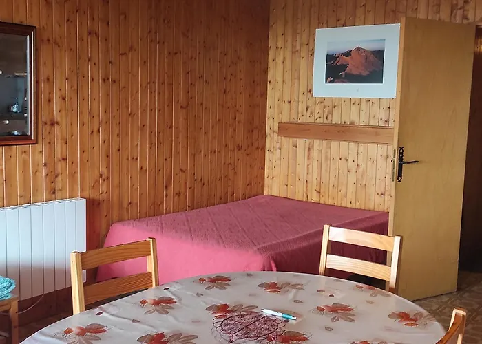 Cosy 4 Pers, Balcon, Calme, Parking Prive - Fr-1-814-172 Super Besse